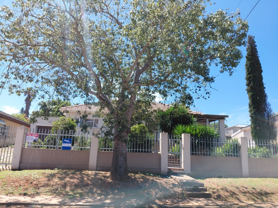 4 Bedroom Property for Sale in Van Riebeeck Hoogte Eastern Cape
